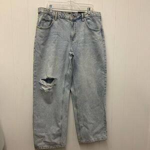 New Wild Fable Women's Size 14 Distressed Mid Rise 90s Relaxed Straight Jeans
